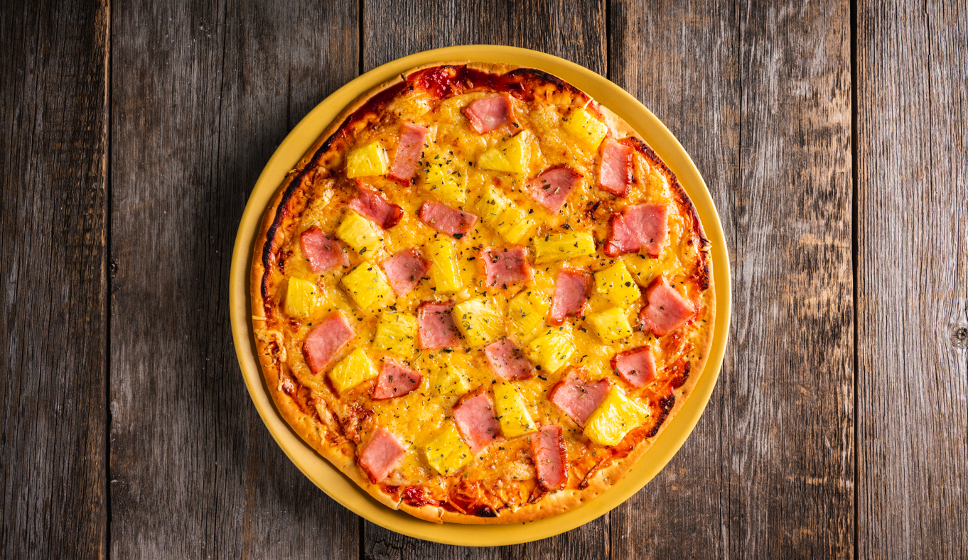 ¿La pizza va con o sin piña? Argumentos a favor y en contra desde la gastronomía