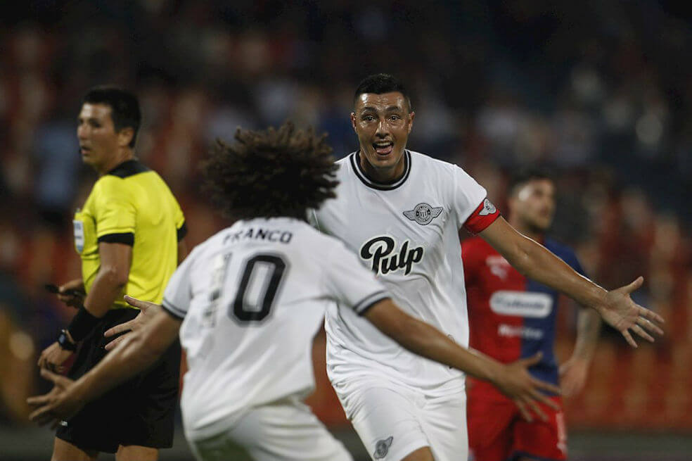 Medellín tampoco pudo en la Libertadores: perdió con Libertad