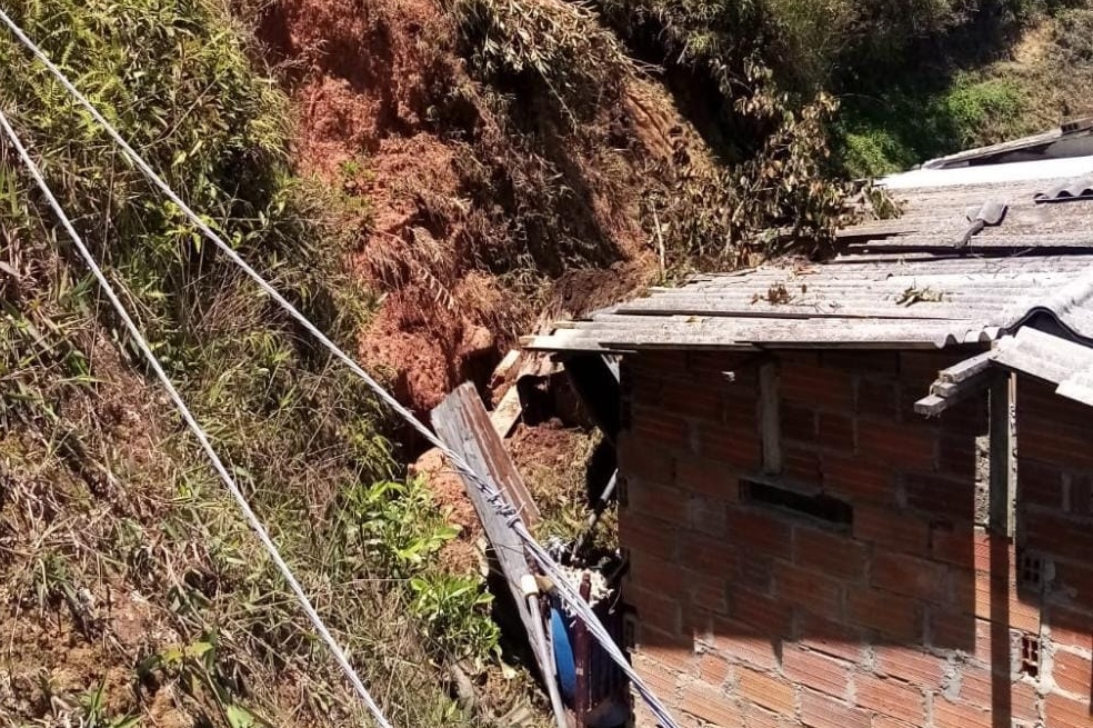 Una mujer murió tras deslizamiento de tierra en Barbosa, Antioquia