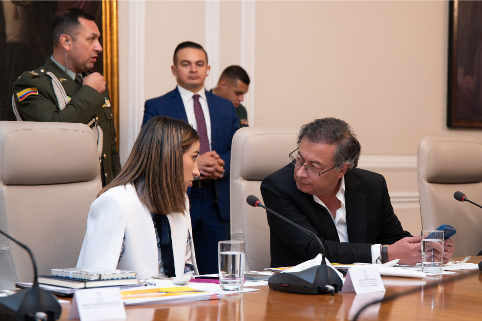 Petro pidió cambiar requisitos para nombrar embajadores y desató polémico debate