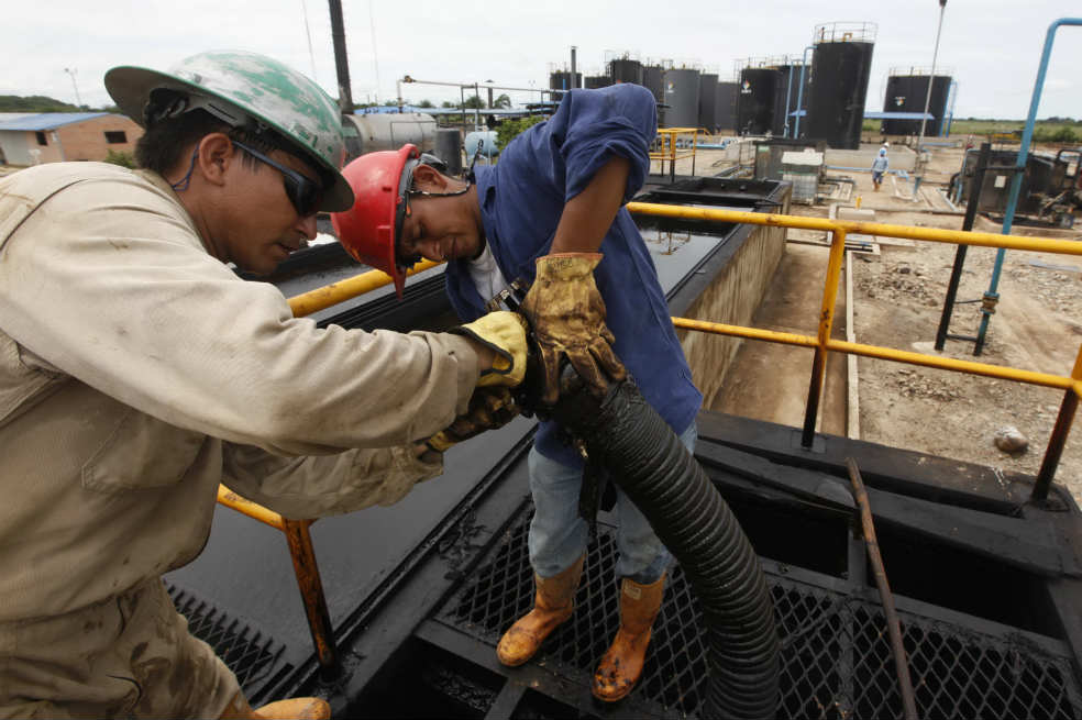 Barril de crudo, arriba de los US$100