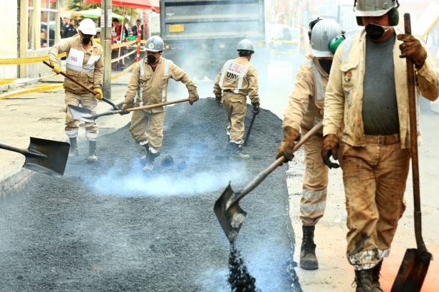 En cuatro años malla vial de Bogotá ha mejorado un 12%
