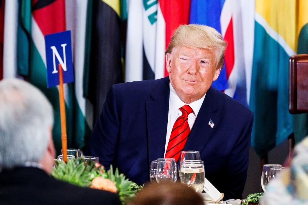 Trump autoriza publicación de la transcripción de su llamada con el presidente ucraniano