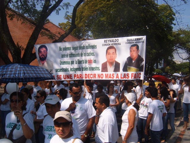Las familias de los comerciantes y conductores secuestrados llevan dos décadas exigiendo que se haga justicia y les devuelvan sus cuerpos.