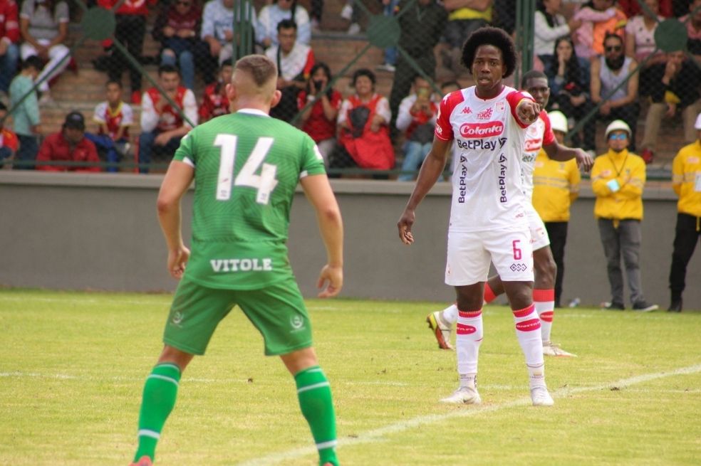 Enfrentamiento directo entre Patriotas y Santa Fe en el partido de reapertura del estadio Luis Carlos Galán.