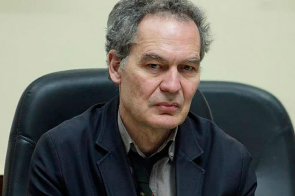 Ignacio Vidal-Folch: «La ficción redondea la vida de manera musical»
