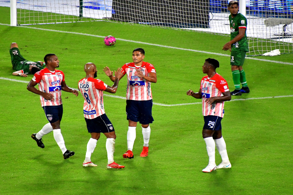 Con gol de Larry Vásquez, Júnior derrotó a Patriotas