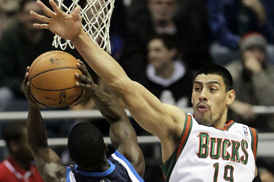 Gustavo Ayón tiene como prioridad consolidarse en la NBA