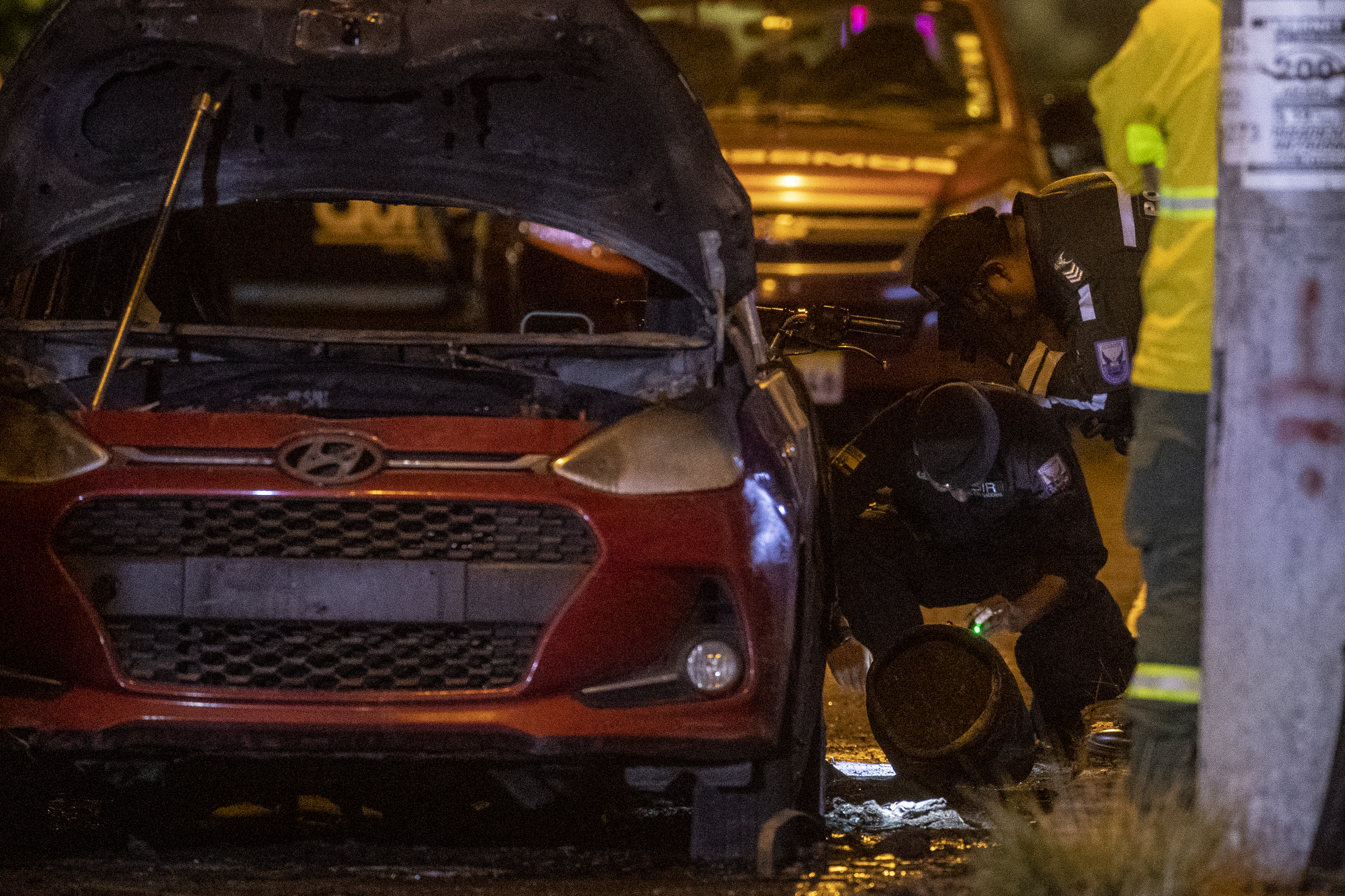 Dos carros bomba estallan en Ecuador sin víctimas, hay un colombiano capturado