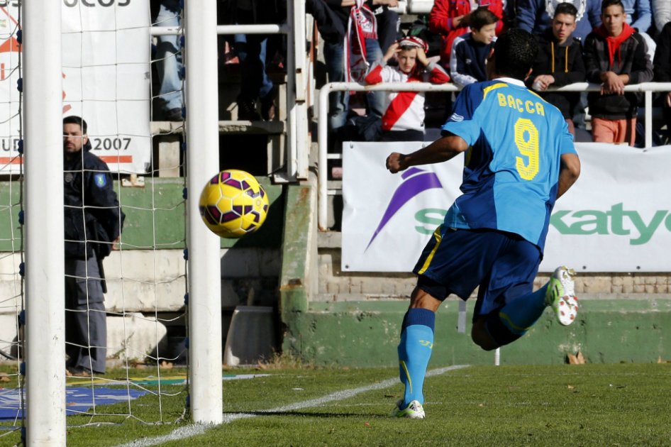 Bacca está imparable, le dio el triunfo al Sevilla frente al Rayo Vallecano