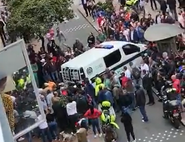 Ladrones armados intentaron robar edificio de joyerías, en el centro de Bogotá