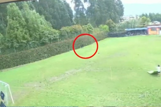 Cámaras de seguridad del Gimnasio Campestre Los Laureles, colegio ubicado en zona rural de Cajicá en donde estudia Valeria Afanador, dan cuenta de los minutos previos a la desaparición de la menor de 10 años.