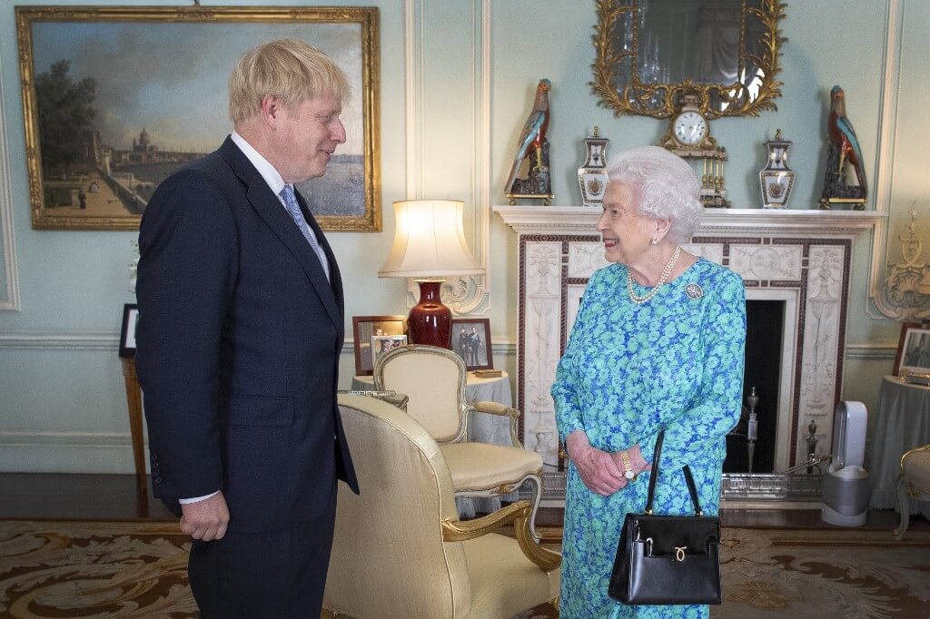 Es oficial: Boris Johnson es el primer ministro del Reino Unido tras la aprobación de la Reina