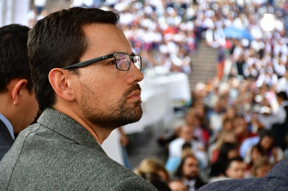 Demandan elección de gobernador de Caldas por supuesta doble militancia