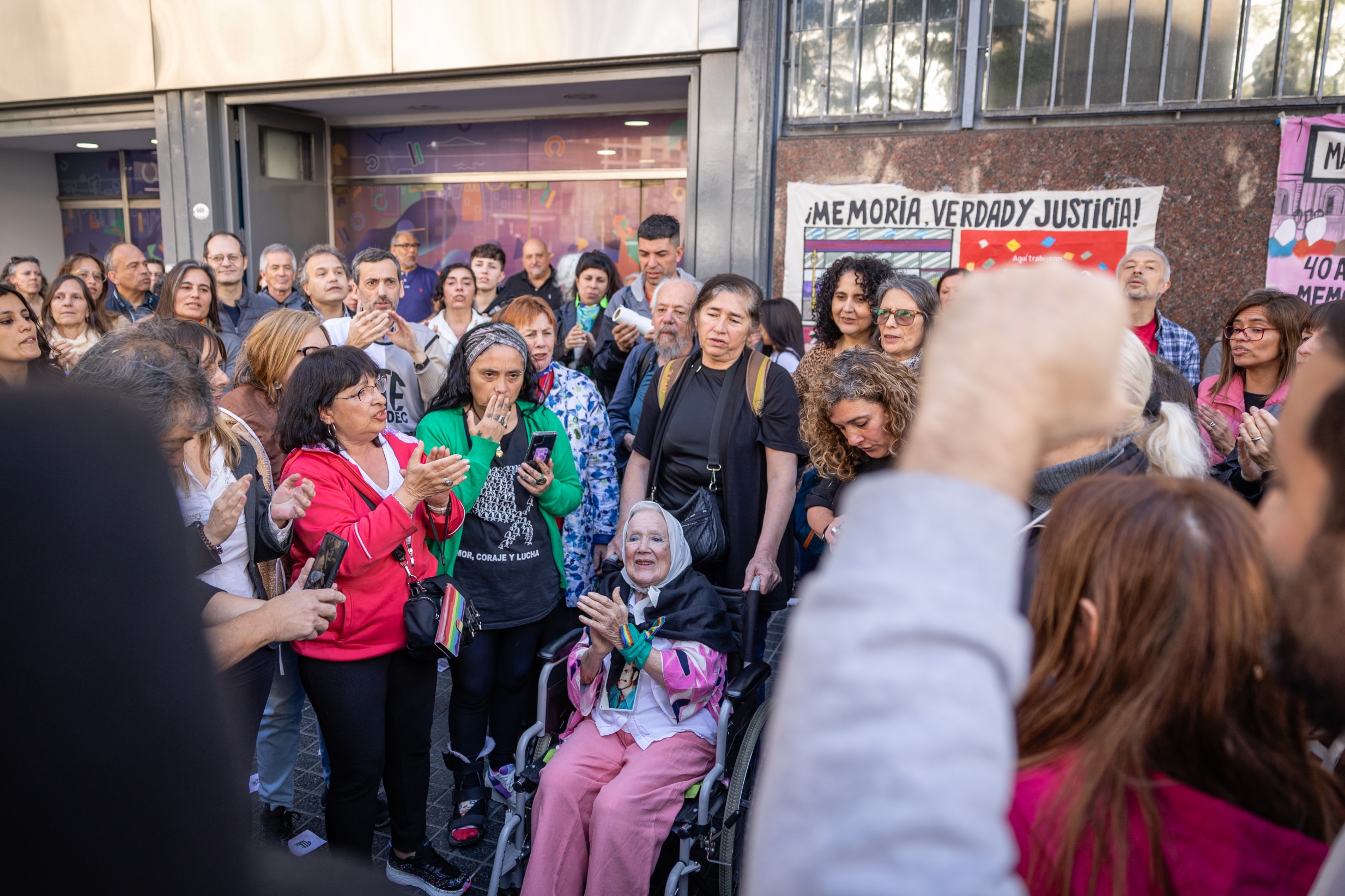 Milei y su apología de la dictadura en Argentina