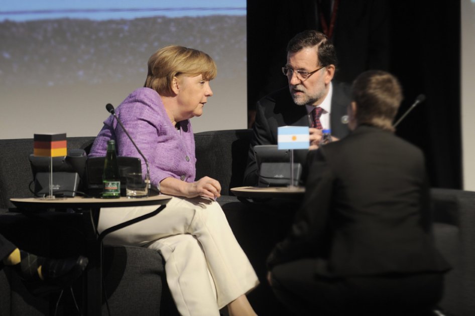 Merkel recibe a Rajoy para discutir políticas de crecimiento