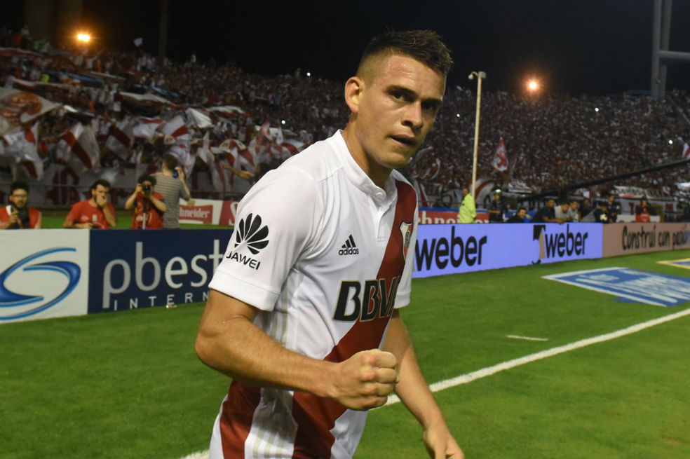 La lesión de Sccoco le abre la puerta a Rafael Santos Borré en River