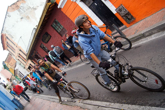 Para celebrar el día de la mujer únase a la bicicletada de la Universidad central