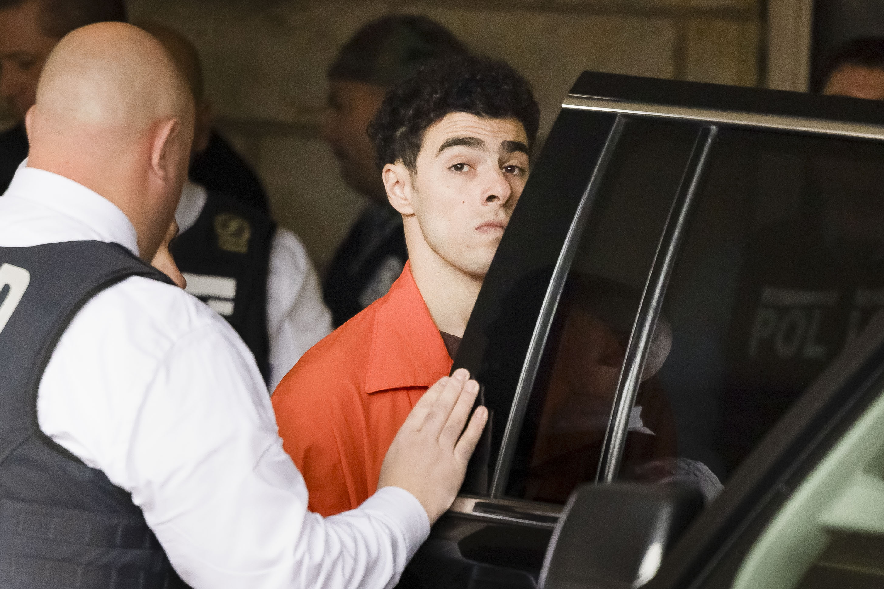 Mangione, acusado de asesinar a un CEO en EE. UU., será extraditado a Nueva York
