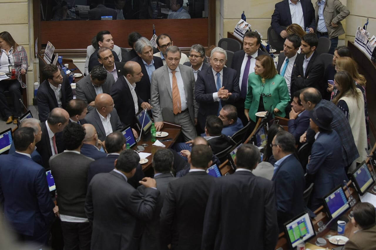 Crónica del pulso  por las objeciones a la JEP