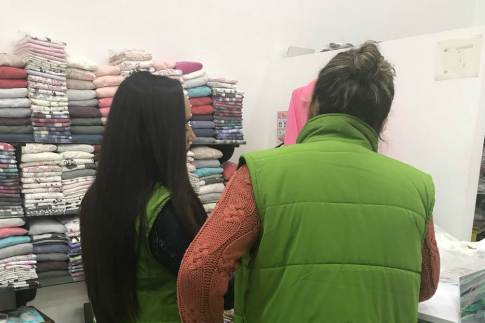 Campaña “en diciembre compre legal” se toma centros comerciales