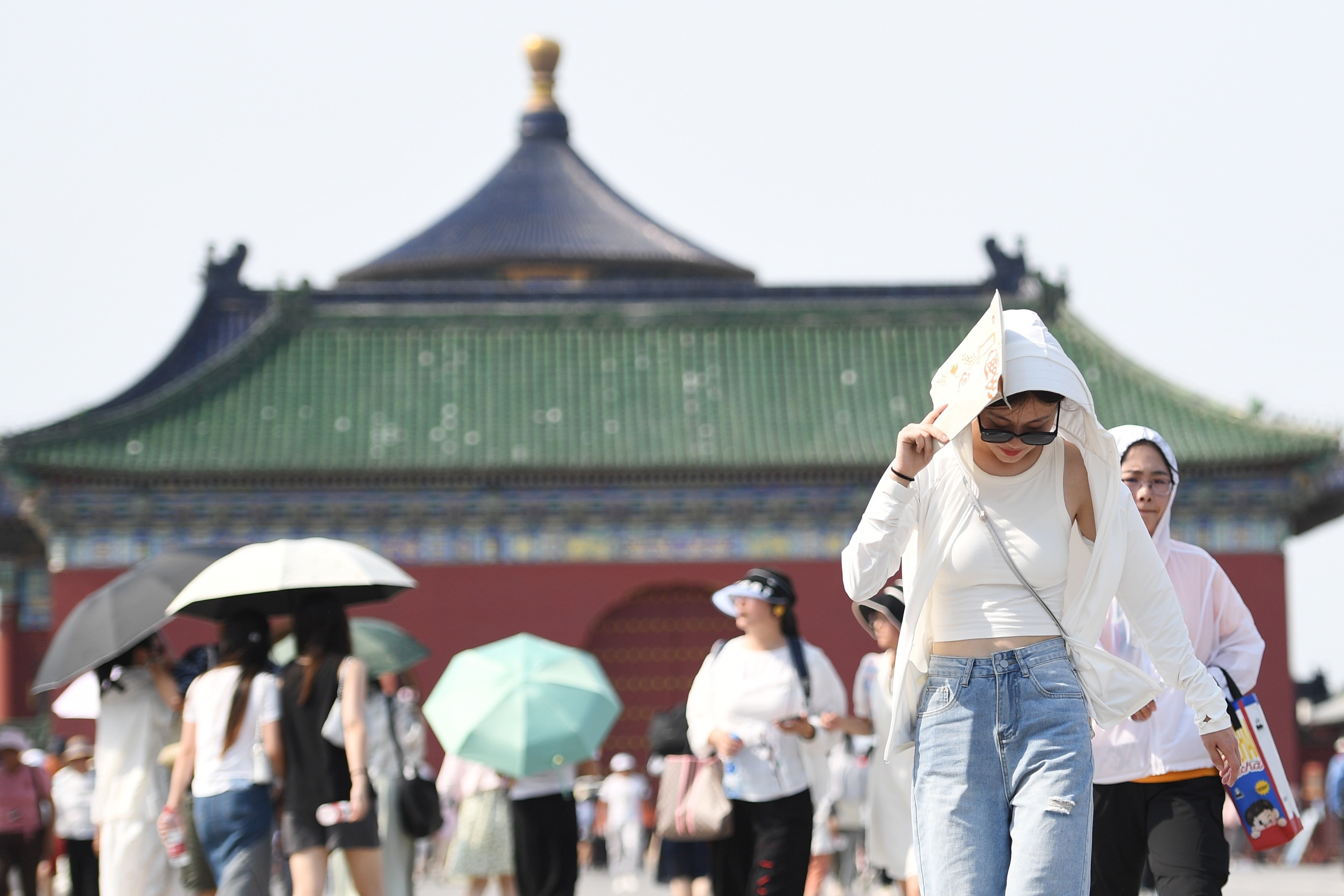 ¡Récord en China! Por primera vez registran una temperatura de más de 52 grados