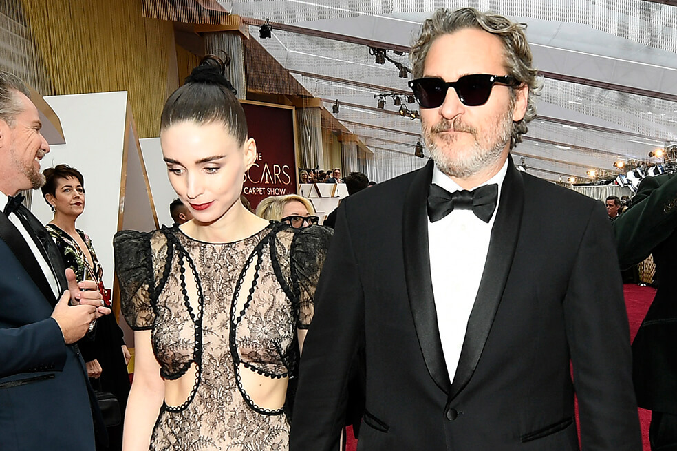 Joaquín Phoenix y Rooney Mara, padres de un niño llamado River