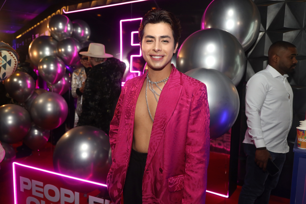Por primera vez, grandes celebridades colombianas tuvieron la oportunidad de caminar sobre la alfombra roja de los People's Choice Awards.