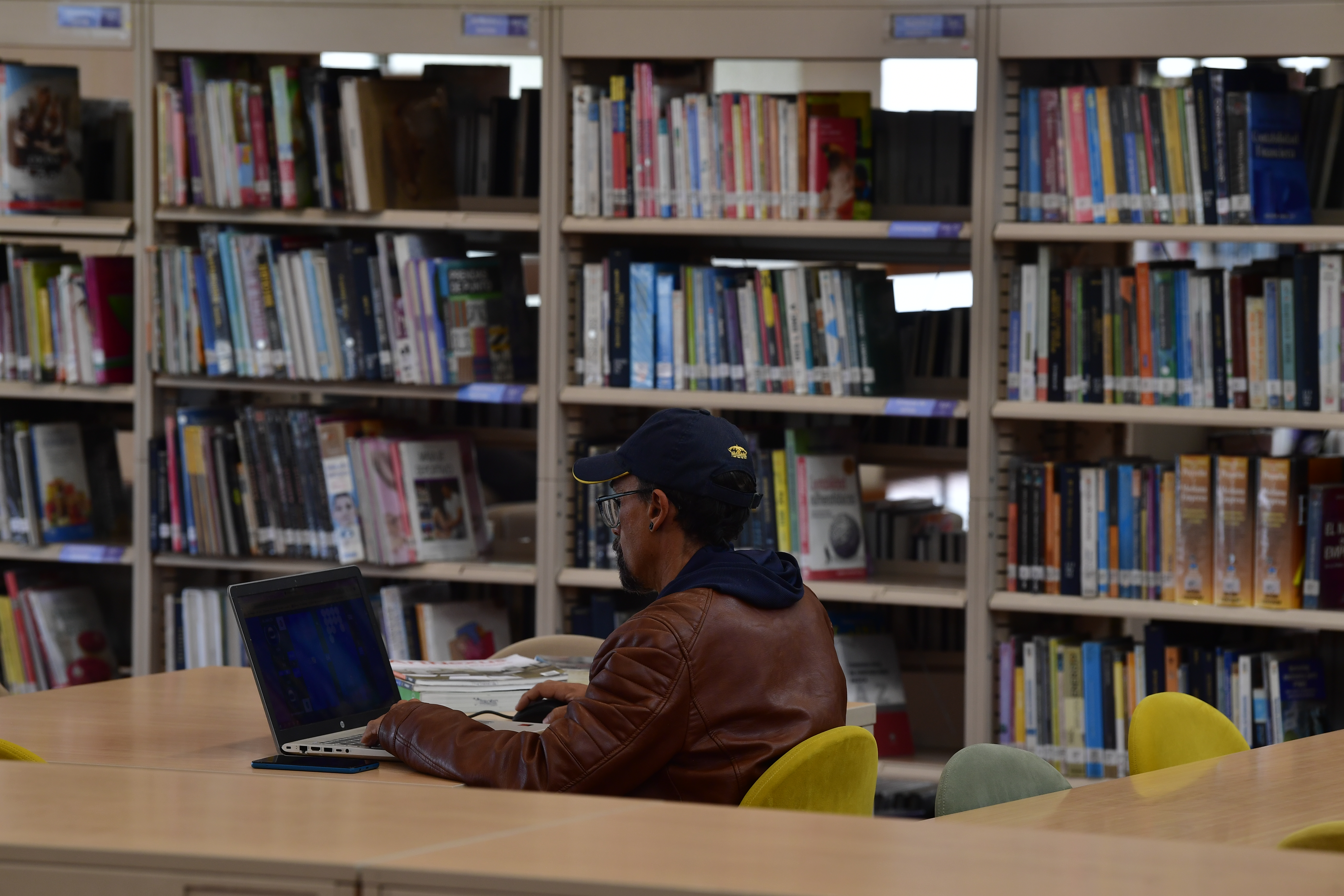 Esto pasa si no devuelve un libro a una biblioteca: hay multa