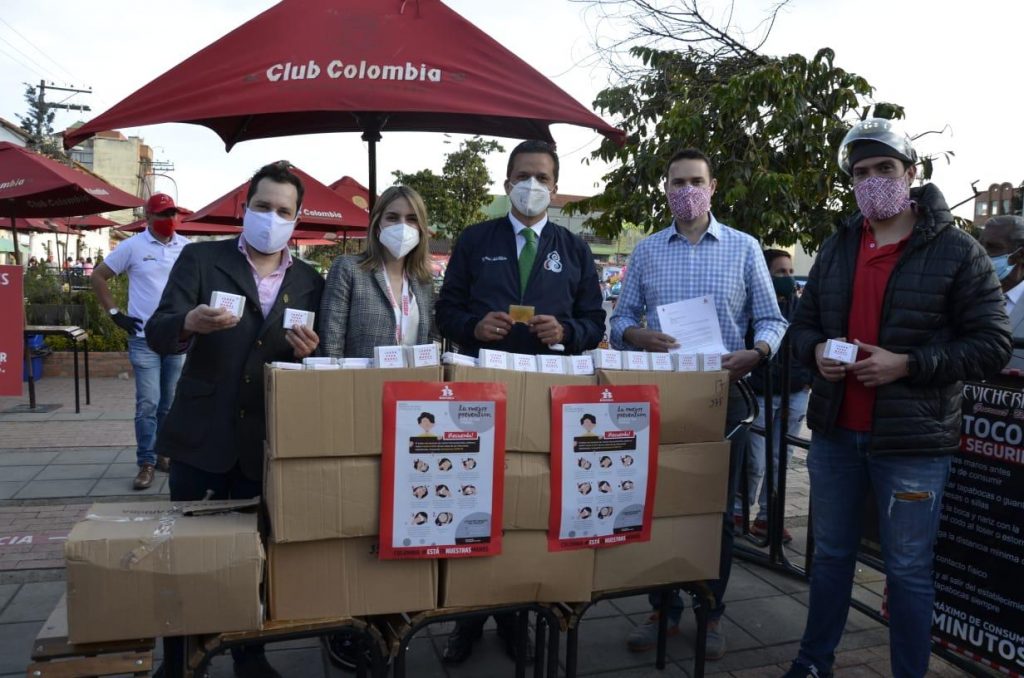 Bavaria y Fundación Santo Domingo donan 13.000 elementos de protección y 2.500 pruebas de salud al municipio de Soacha