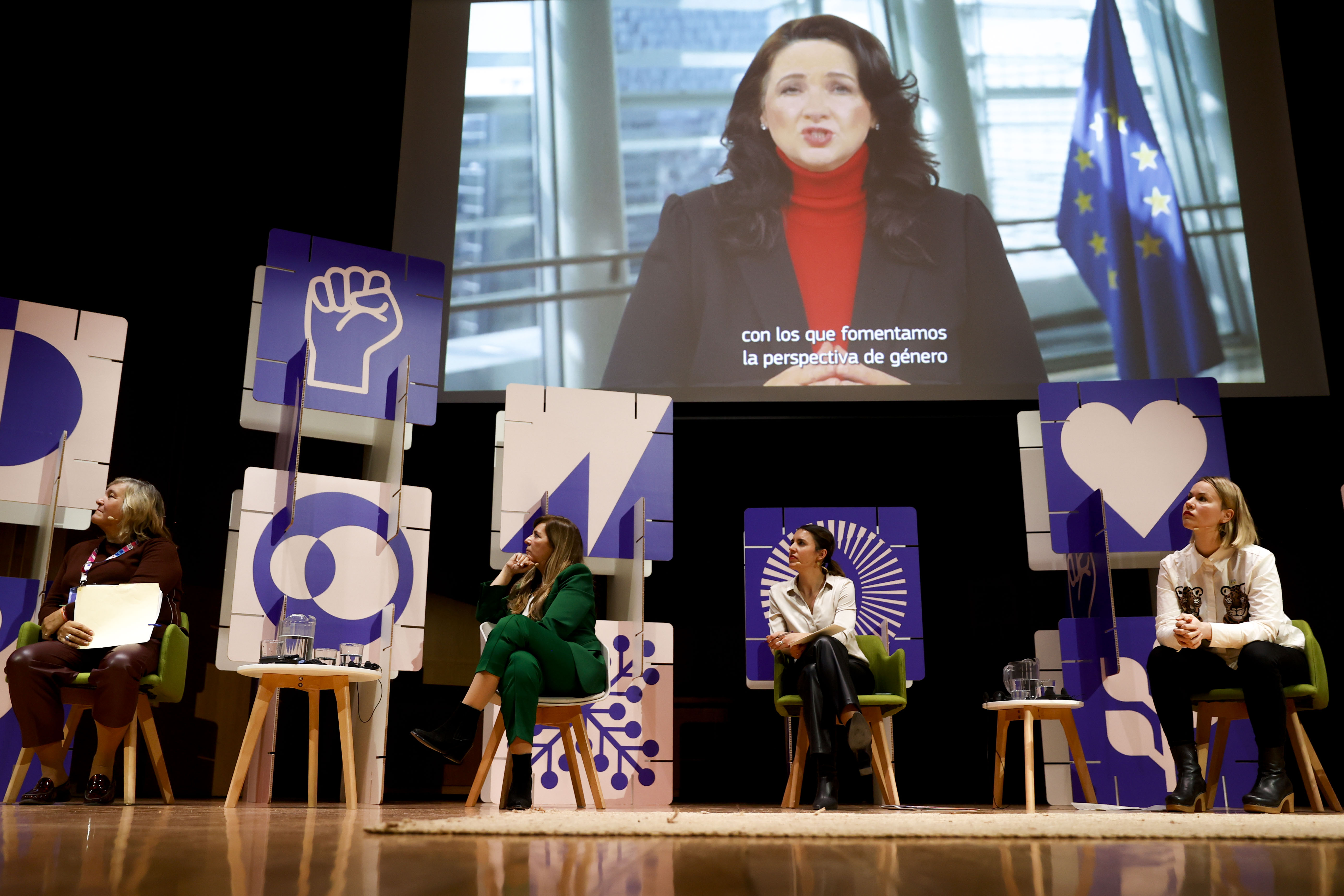 Feministas de varios países piden implementar enfoque de género en la “paz total”