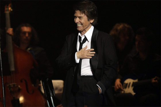 Raphael recibirá el Premio Lo Nuestro a la Excelencia 2020