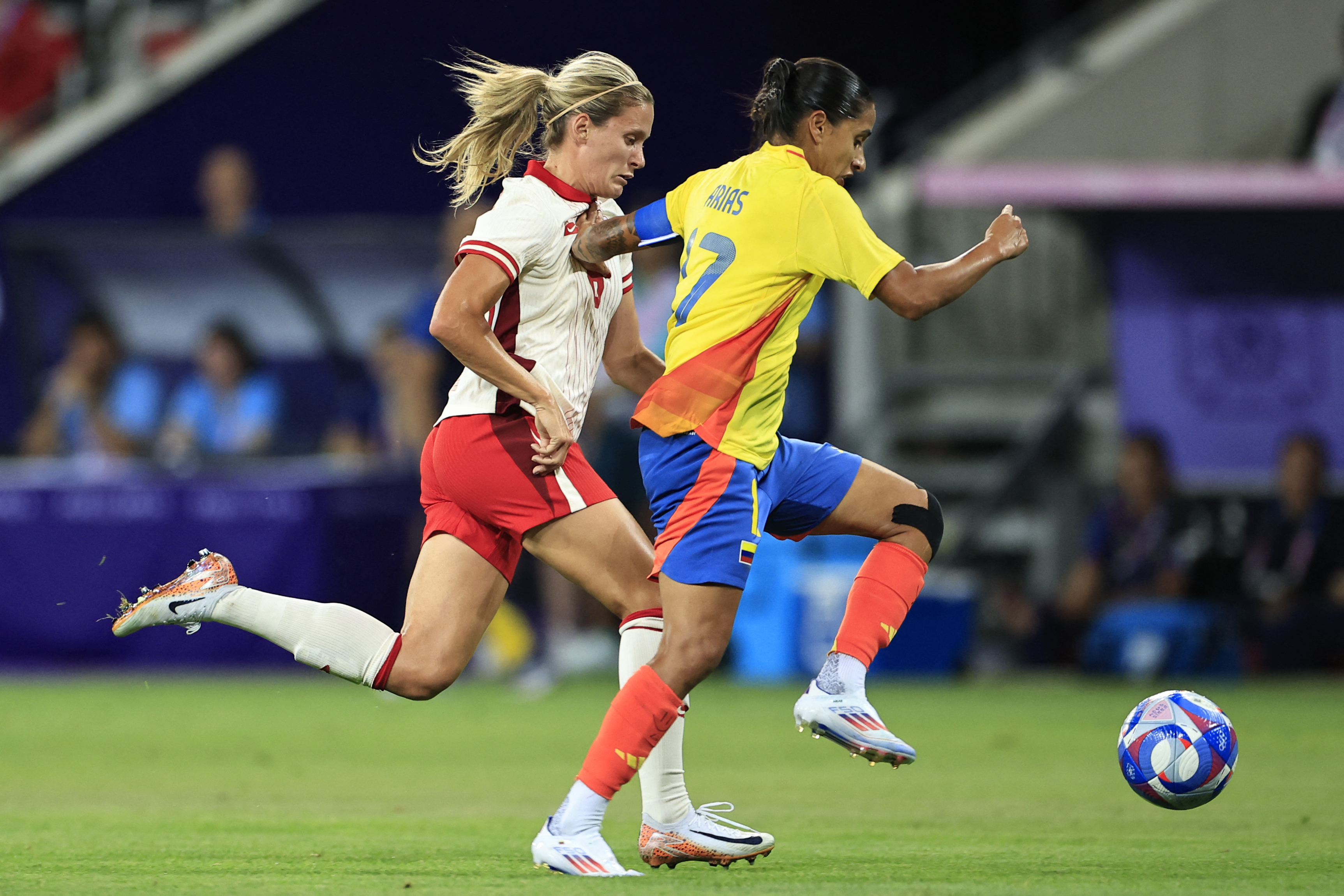 Colombia cayó contra Canadá, pero se clasificó a cuartos de los Juegos Olímpicos