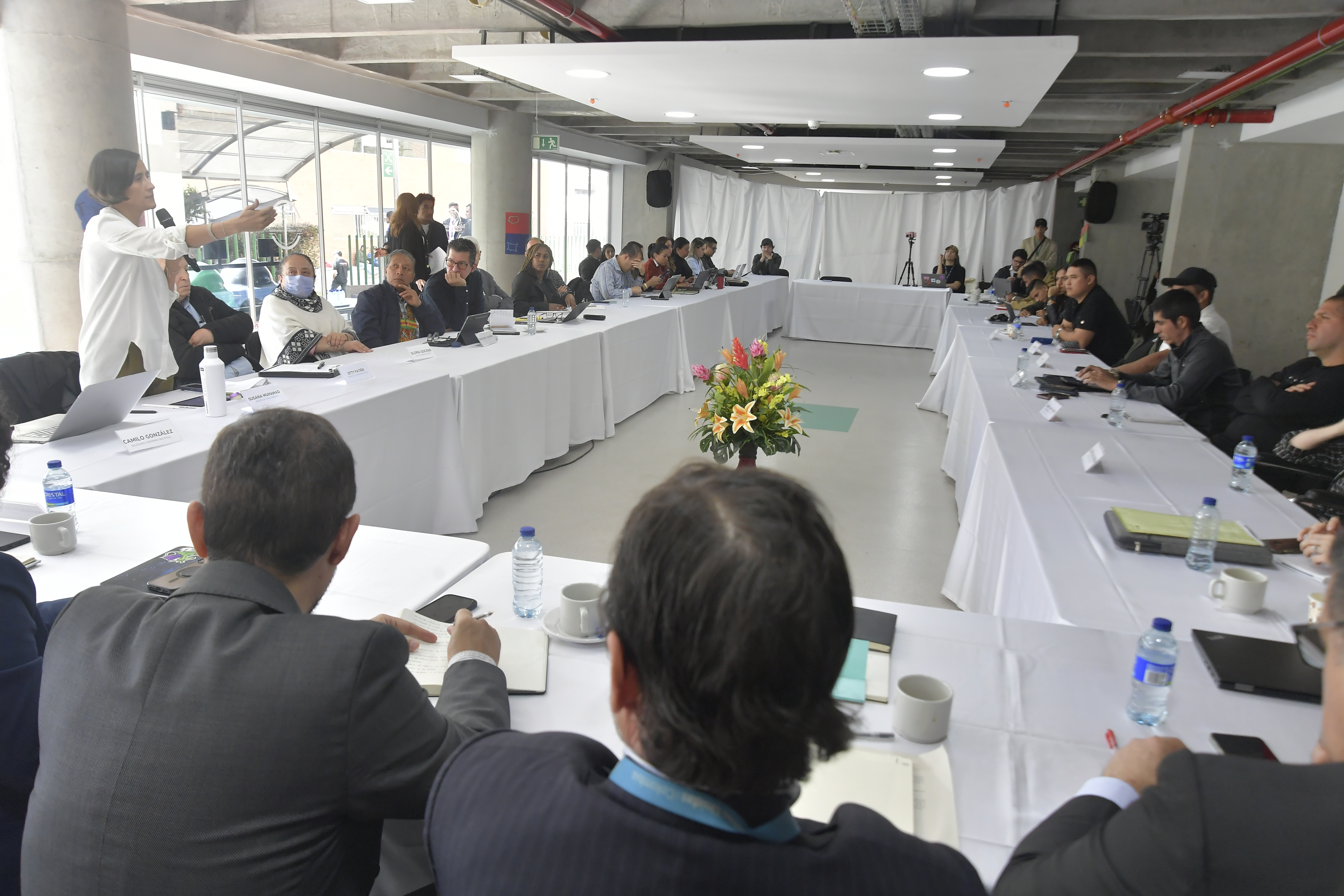 Sexto ciclo de diálogos entre el Gobierno Nacional y las disidencias del EMB, comandadas por Calarcá Córdoba, en Bogotá