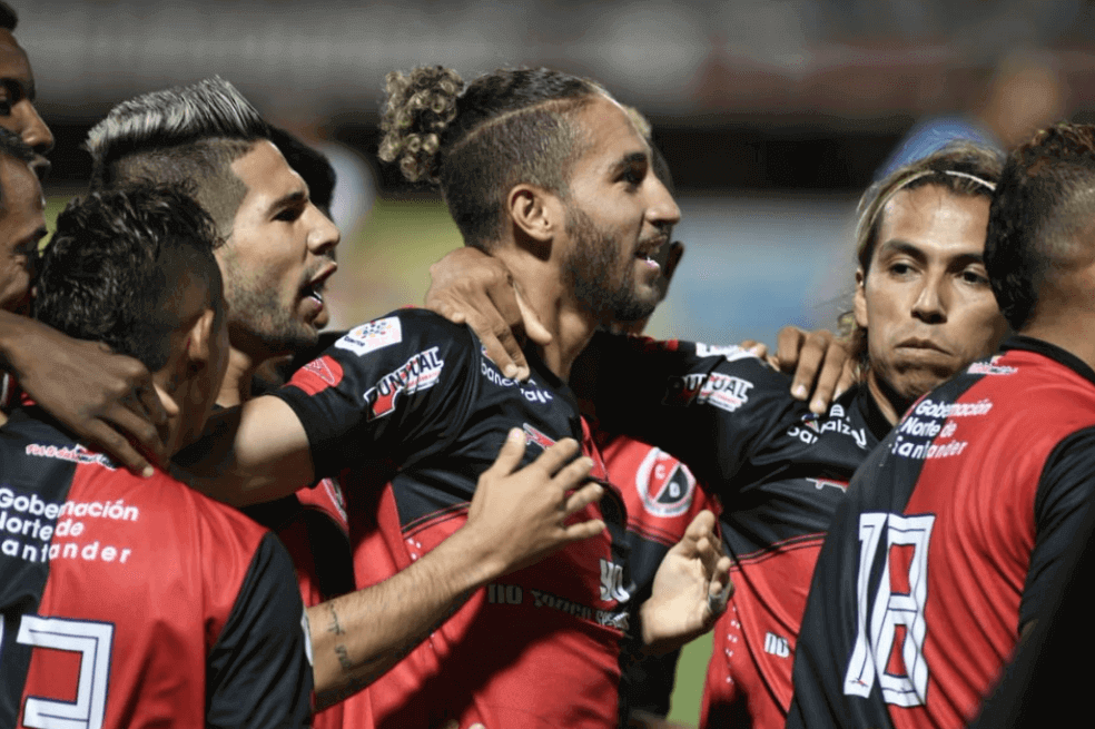 Cúcuta Deportivo: triunfo agónico y liderato