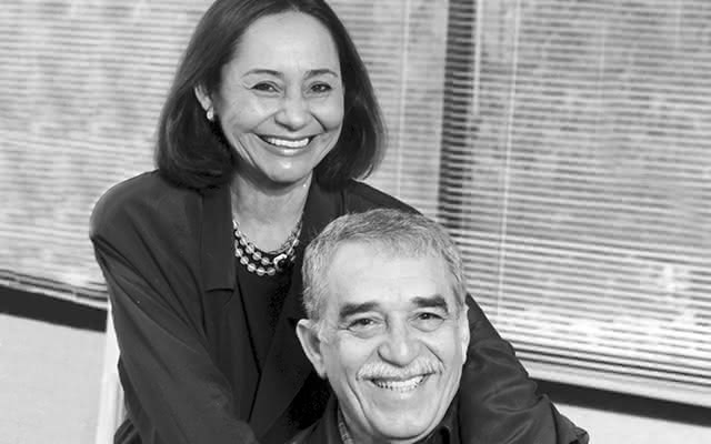 Porno: Er buni eshagida xohlaydi, lekin xotini uyatchan Yumshoq, osilgan kokrakli ayollar pornosi