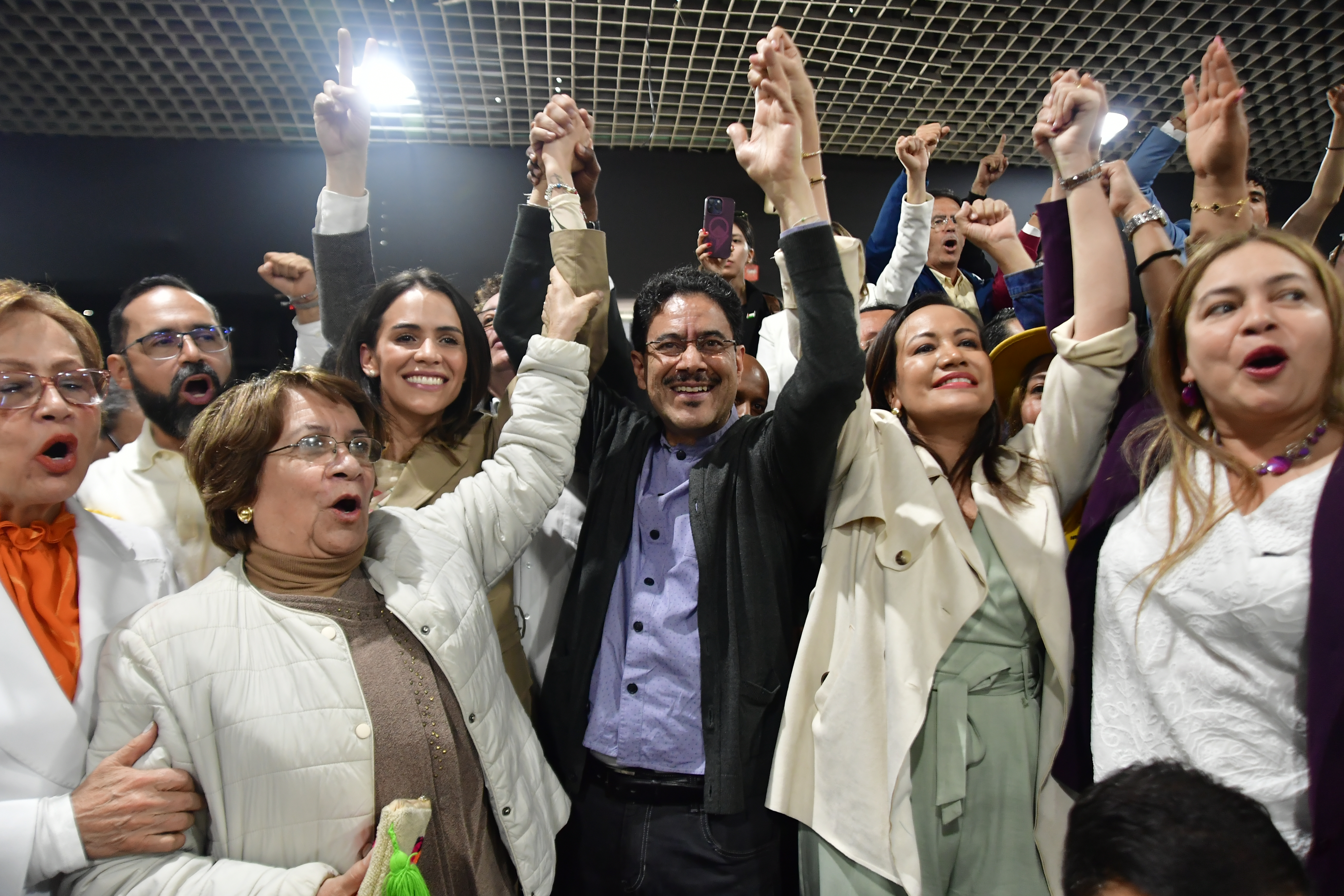 El Pacto Histórico inscribió sus listas al Congreso con Iván Cepeda como su carta presidencial para la consulta del Frente Amplio