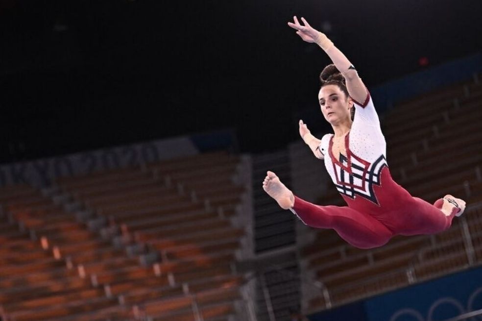 Los Juegos de Tokio 2020 estuvieron marcados por varias reivindicaciones. La principal de ellas fue la participación de las mujeres en todos los deportes de las justas por primera vez en la historia. Abanderadas de la lucha femenina, el equipo de gimnasia alemán se negó a usar la tradicional trusa de la disciplina y en cambio optó por un enterizo para para evitar todo tipo de sexualización.