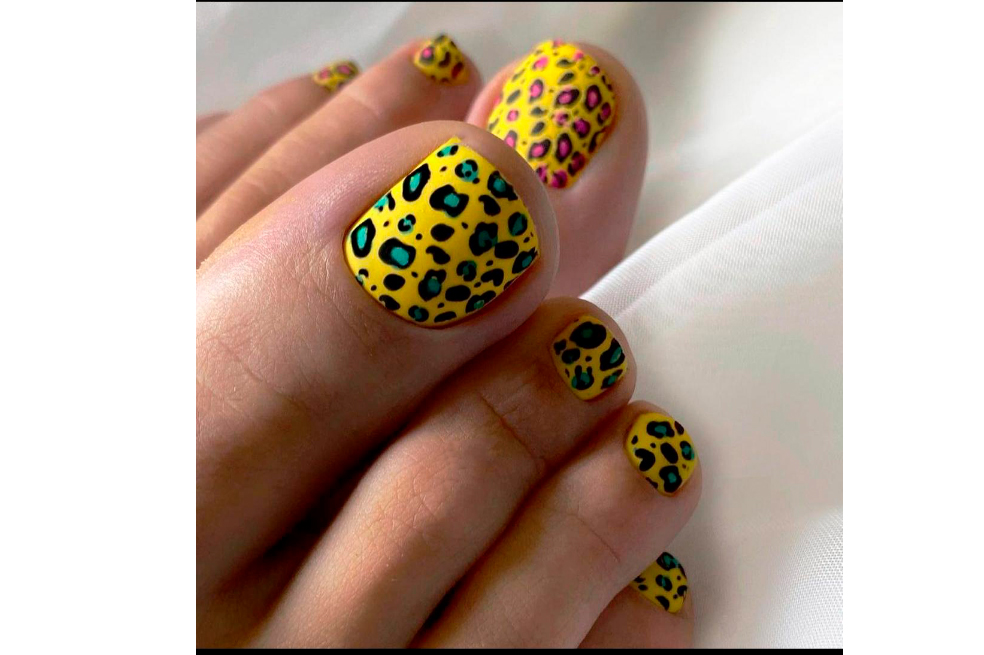 Uñas decoradas pies elegantes: 5 diseños que te van a sorprender.