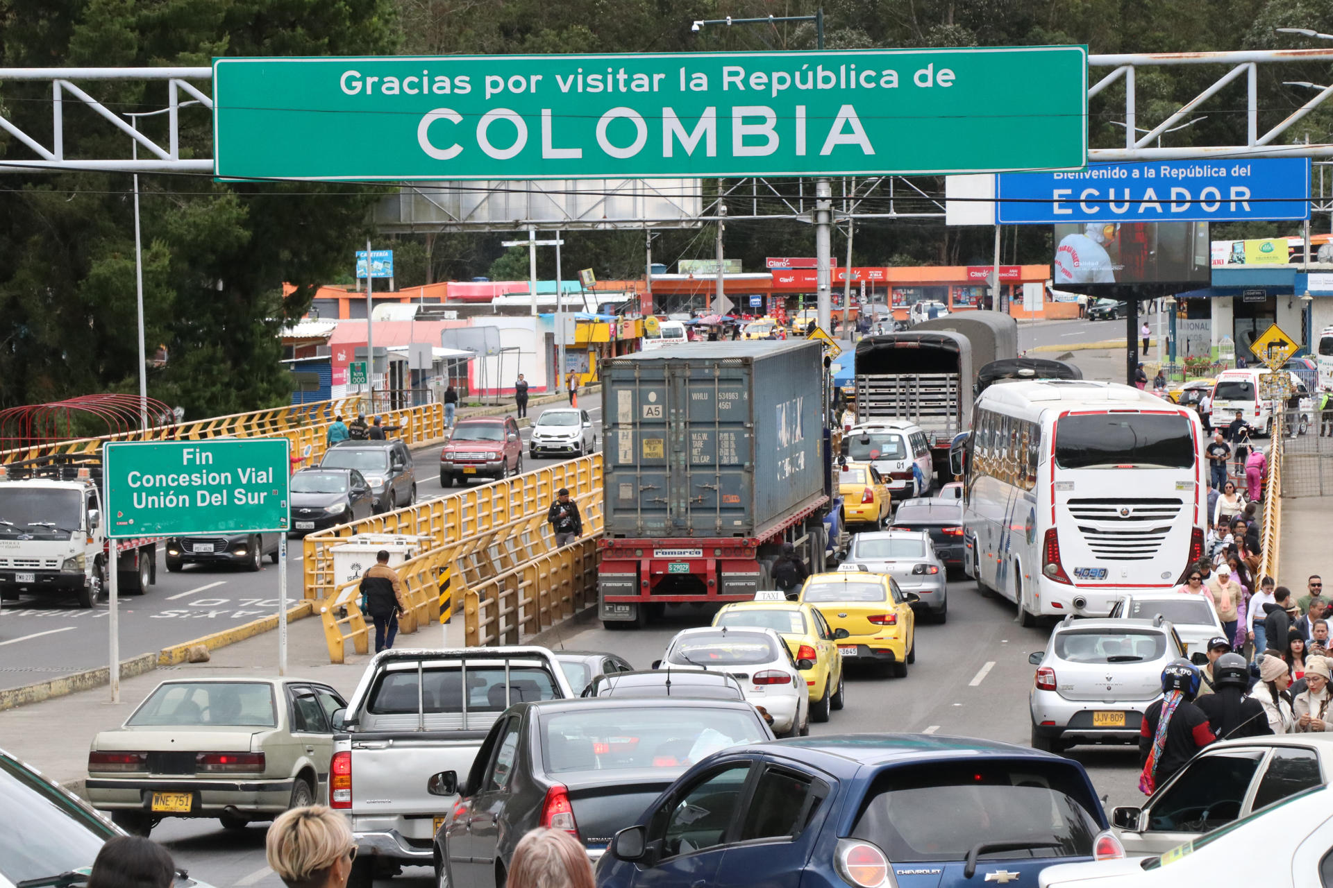 Las alternativas de exportadores y Mincomercio para mitigar la tensión comercial con Ecuador