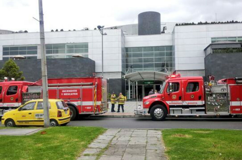 Bomberos controlaron incendio en Gran Estación