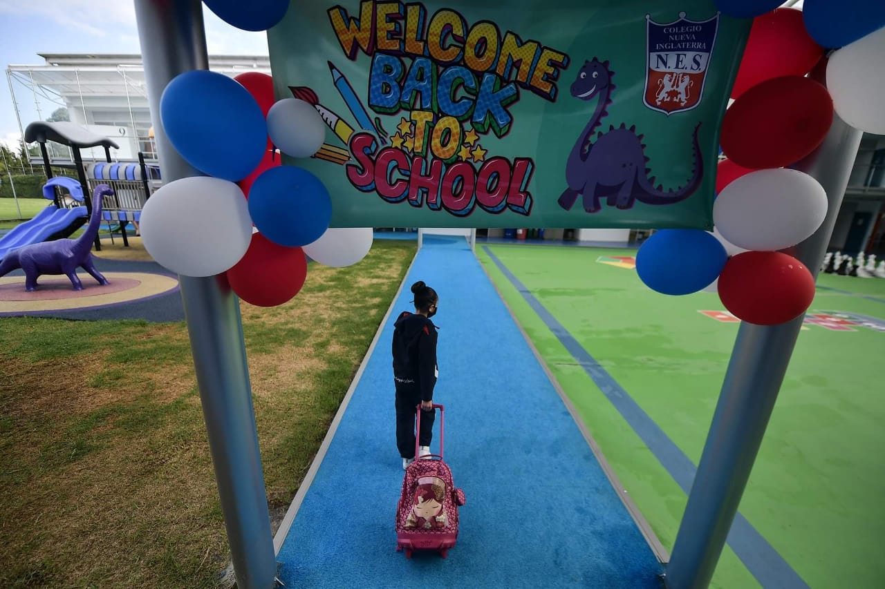Mineducación fija el aumento que tendrán las matrículas de colegios privados en 2024
