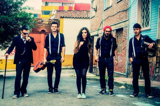 Monophonicos llevó sus sonidos tropicales a Dubái