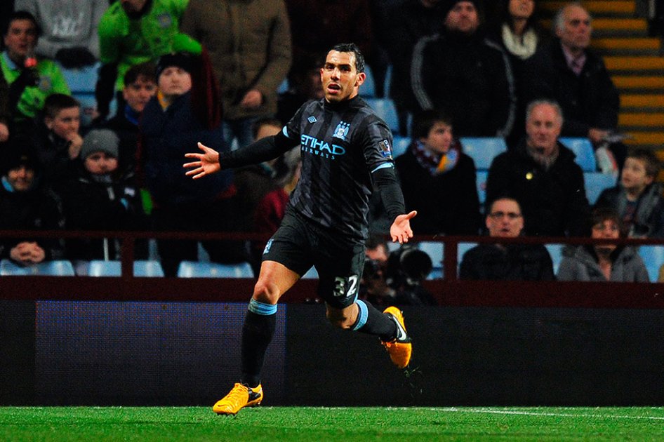 Manchester City gana y se mantiene segundo en la Premier League