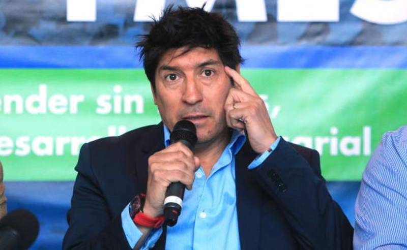 Iván Zamorano resuelve deudas y levantan embargo a sus bienes