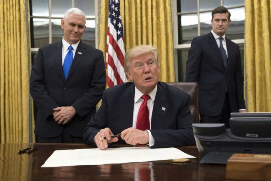 Trump prohíbe a la Agencia de Protección Medioambiental informar a la prensa