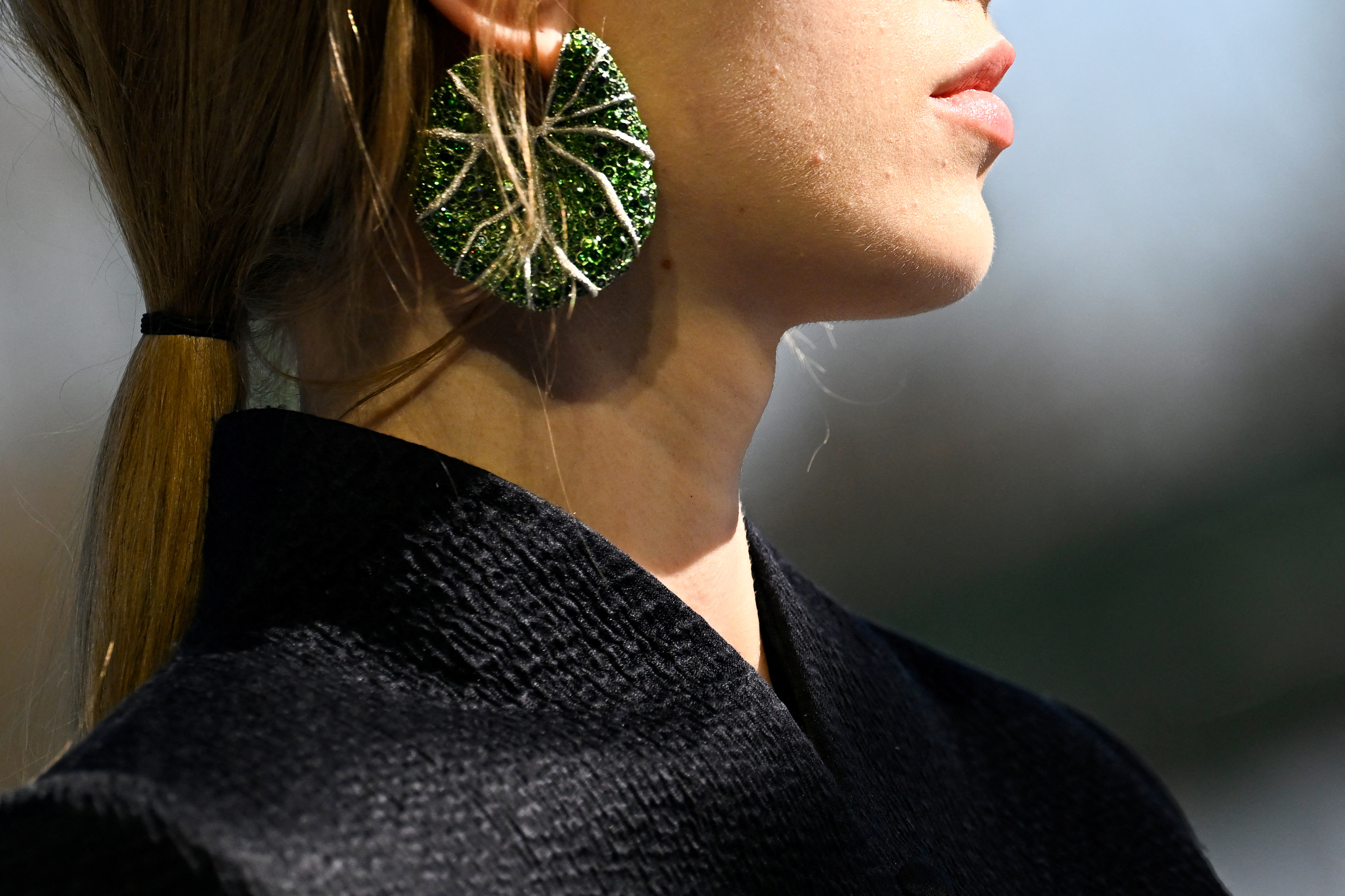 En fotos: los detalles de la pasarela de Jonathan Anderson para Dior