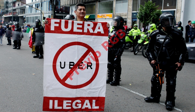 Lo que significa el cambio de pago de Uber y lo que implica para los taxis