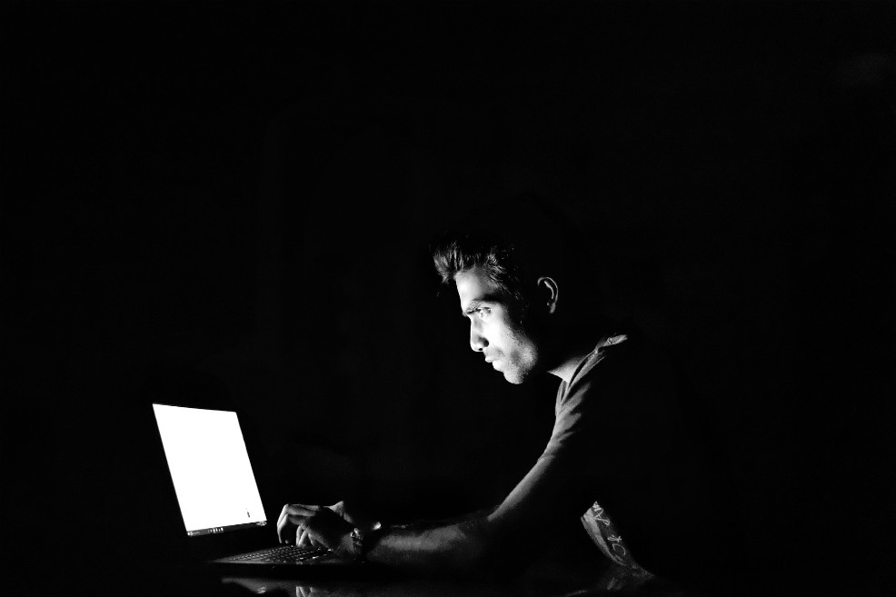 ¿Qué es el doxing y por qué debería cuidar lo que publica en sus redes sociales?