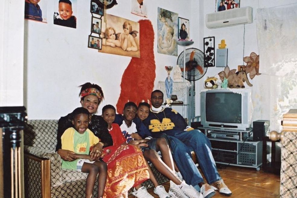 La familia de Giannis Antetokounmpo.